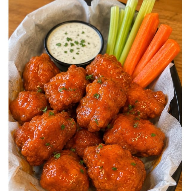 Boneless Wings (15).