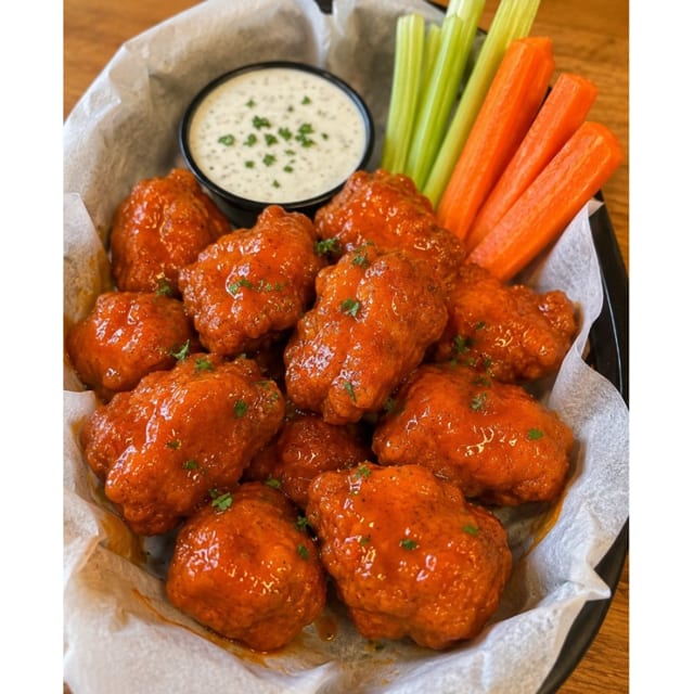 Boneless Wings (10).